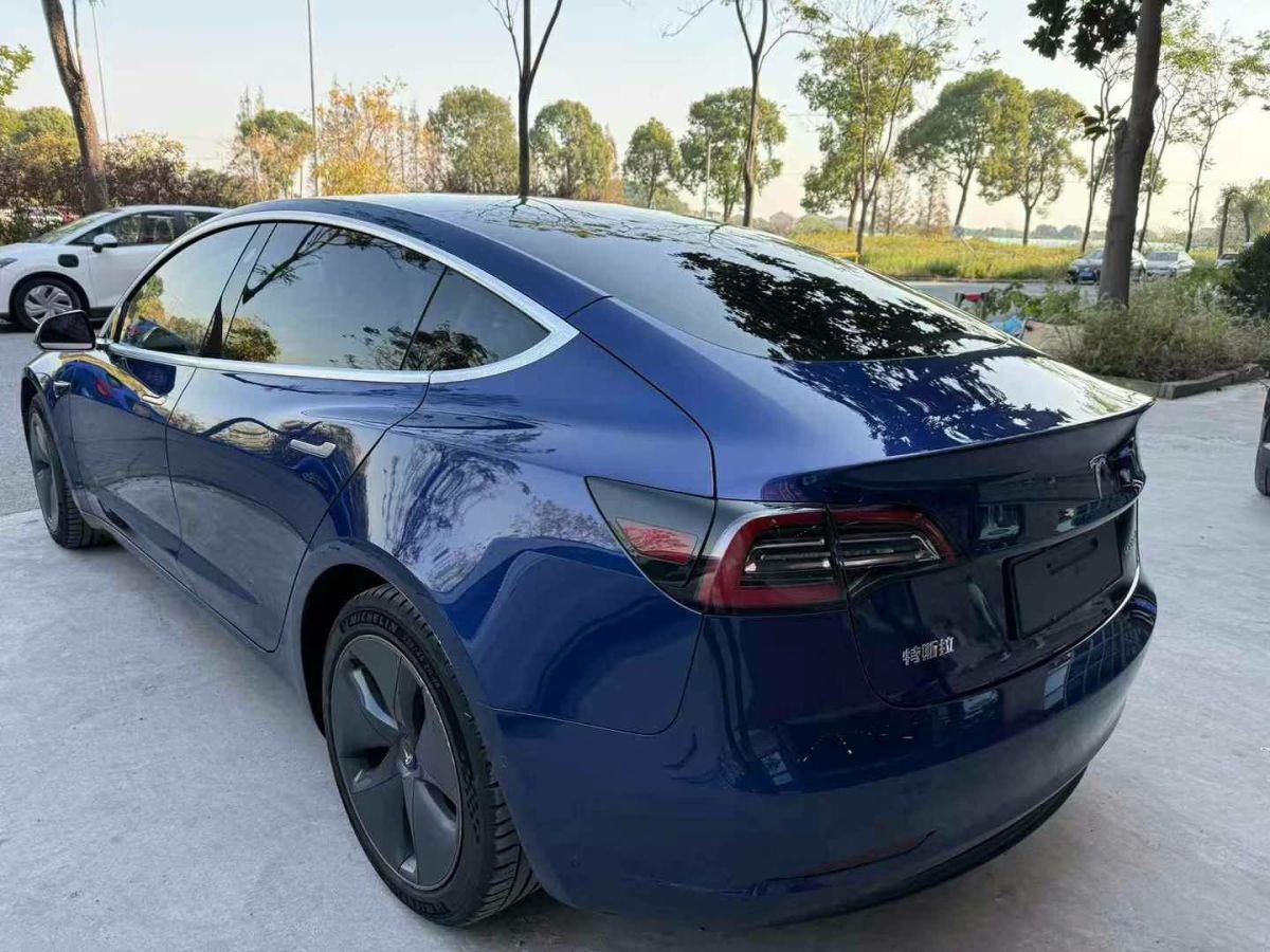 特斯拉 Model S  2021款 Plaid Plus 版圖片