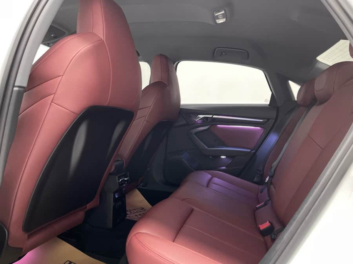 奧迪 奧迪A3  2024款 A3L Limousine 35 TFSI 進(jìn)取運(yùn)動(dòng)型圖片