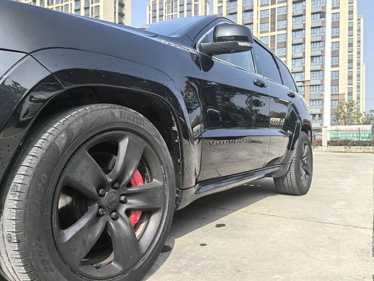 Jeep 大切諾基 SRT  2014款 6.4L SRT8圖片