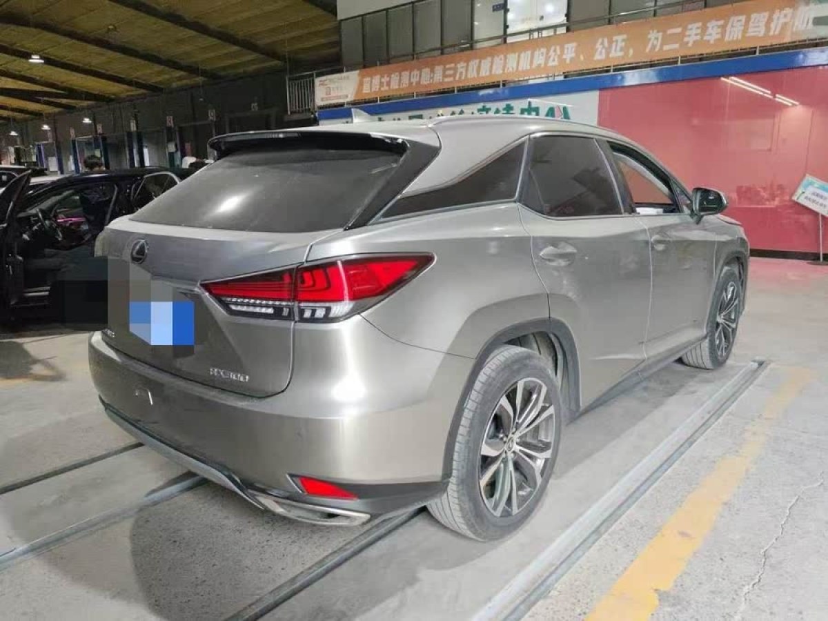 2021年9月雷克薩斯 RX  2021款 300 四驅(qū)F SPORT