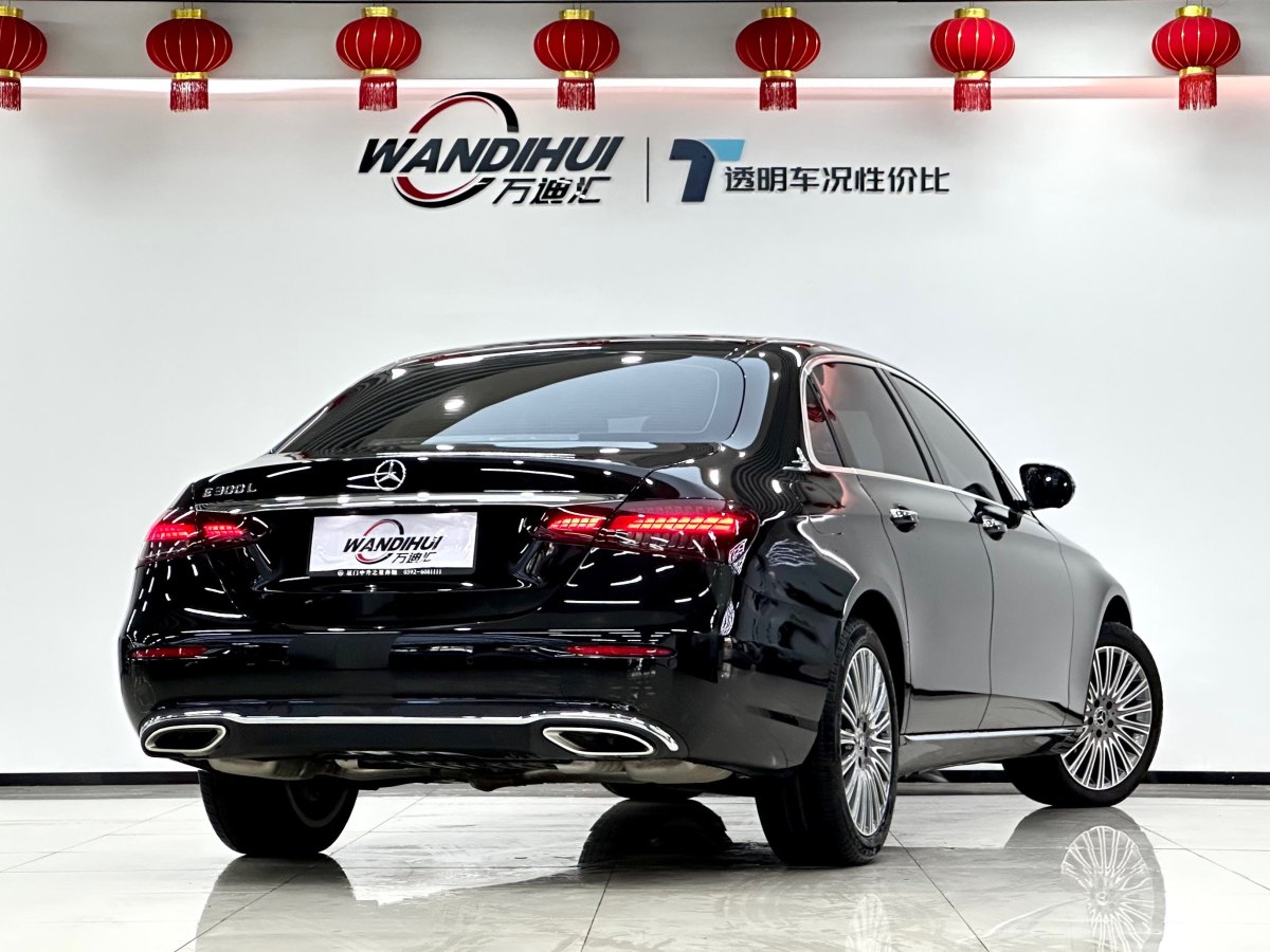 奔驰 奔驰E级  2022款 改款 E 300 L 豪华型图片