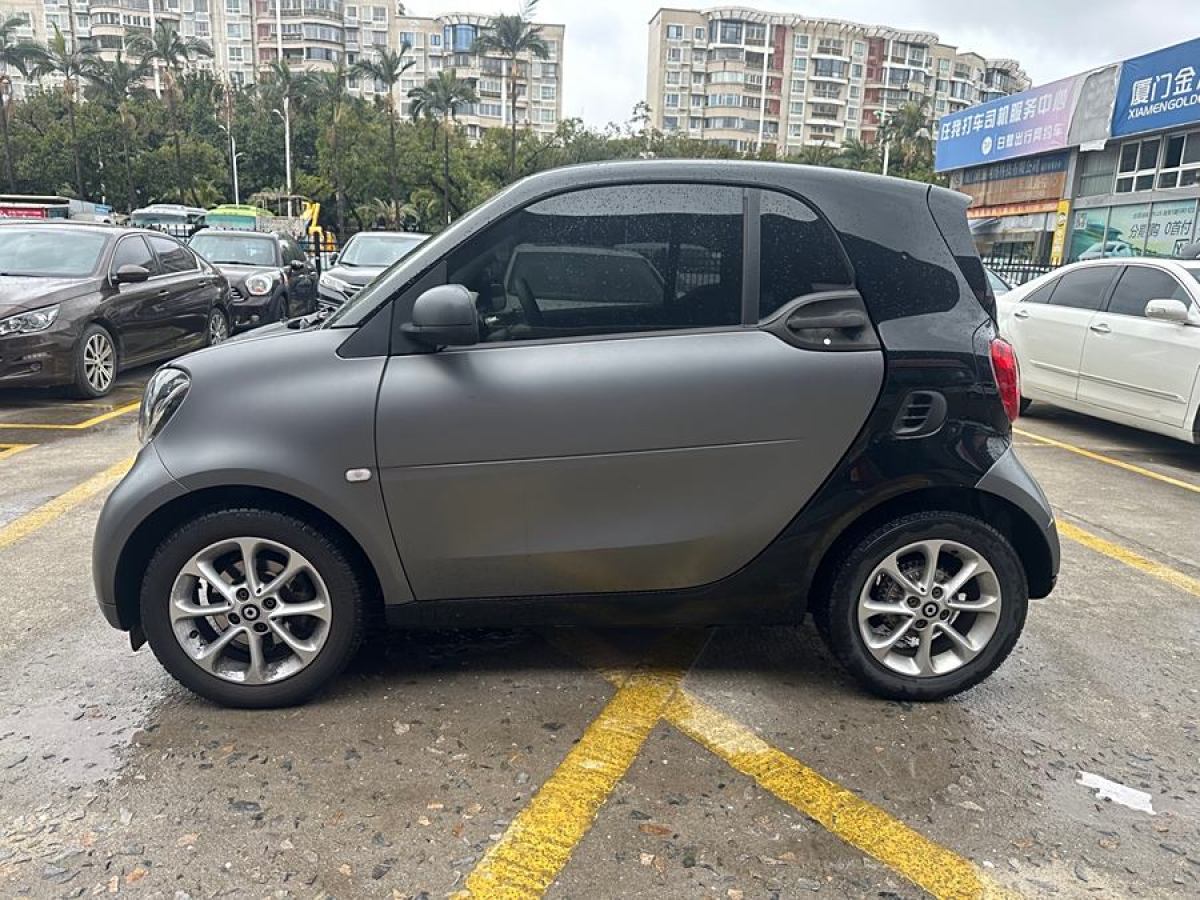 smart fortwo  2018款 1.0L 52千瓦硬頂靈動(dòng)版圖片