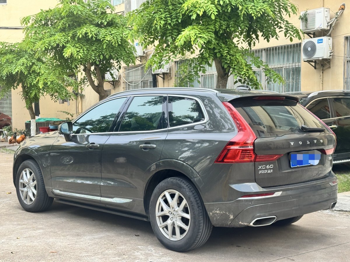 沃爾沃 XC60  2020款 T5 四驅(qū)智逸豪華版圖片