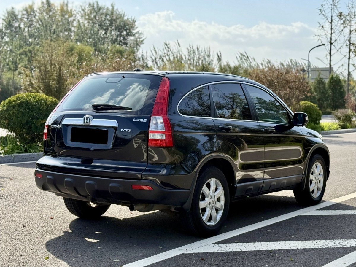 2010年1月本田 CR-V  2010款 2.4L 自動四驅(qū)豪華版