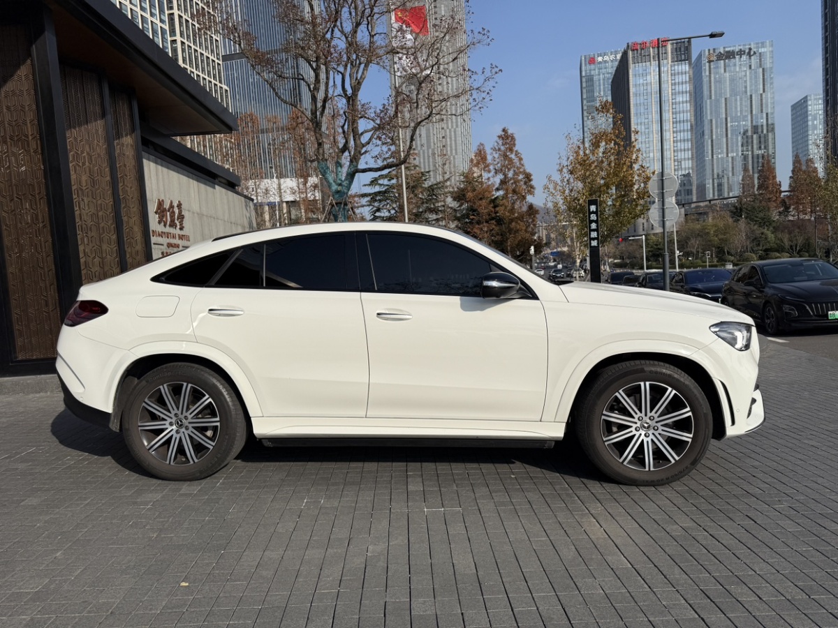 奔馳 奔馳GLE  2021款 GLE 350 4MATIC 豪華型圖片