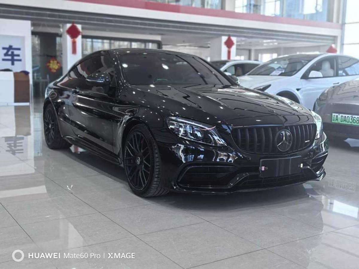 奔馳 奔馳C級(jí)AMG  2019款 AMG C 63 S 轎跑車圖片