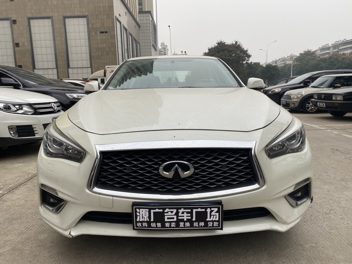 2018年10月英菲尼迪 Q50L  2018款  2.0T 逸享版 國(guó)VI