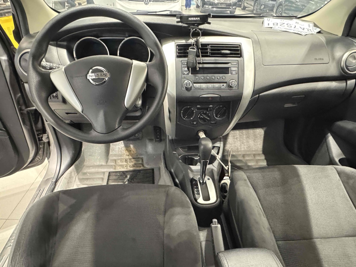 日產(chǎn) 驪威  2013款 1.6XL CVT豪華版圖片