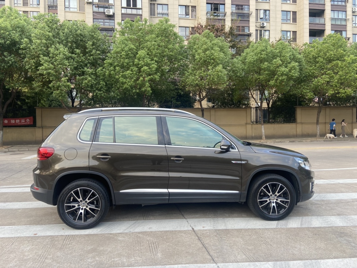 大眾 途觀  2015款 1.8TSI 自動四驅(qū)豪華型圖片