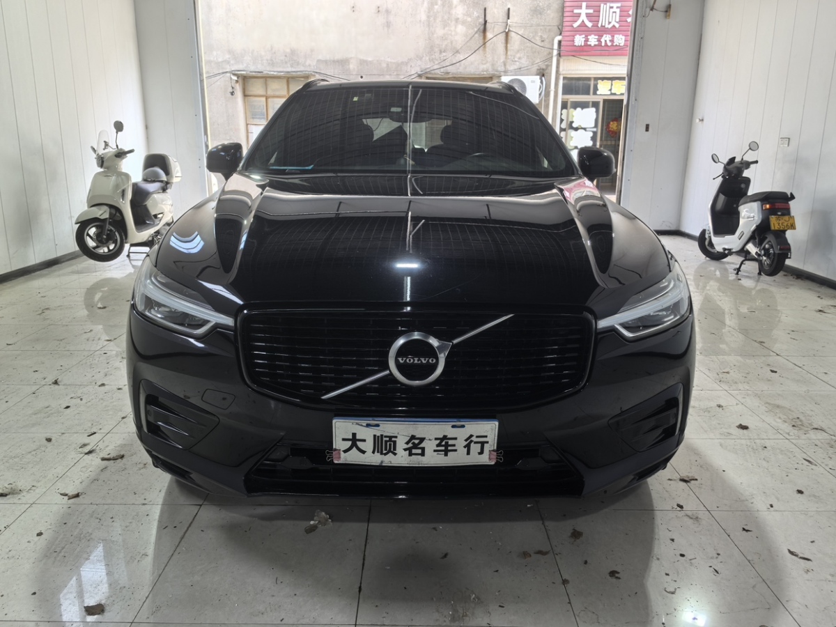 沃爾沃 XC60  2021款 T5 四驅(qū)智遠(yuǎn)運(yùn)動(dòng)版圖片