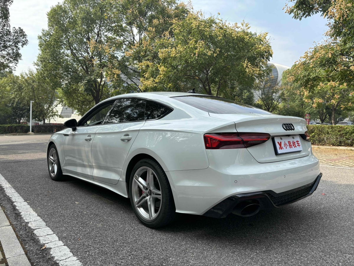 奧迪 奧迪A5  2021款 Sportback 40 TFSI 時(shí)尚致雅型圖片