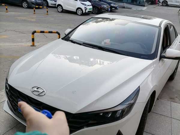 现代 伊兰特  2021款 1.5L LUX尊贵版