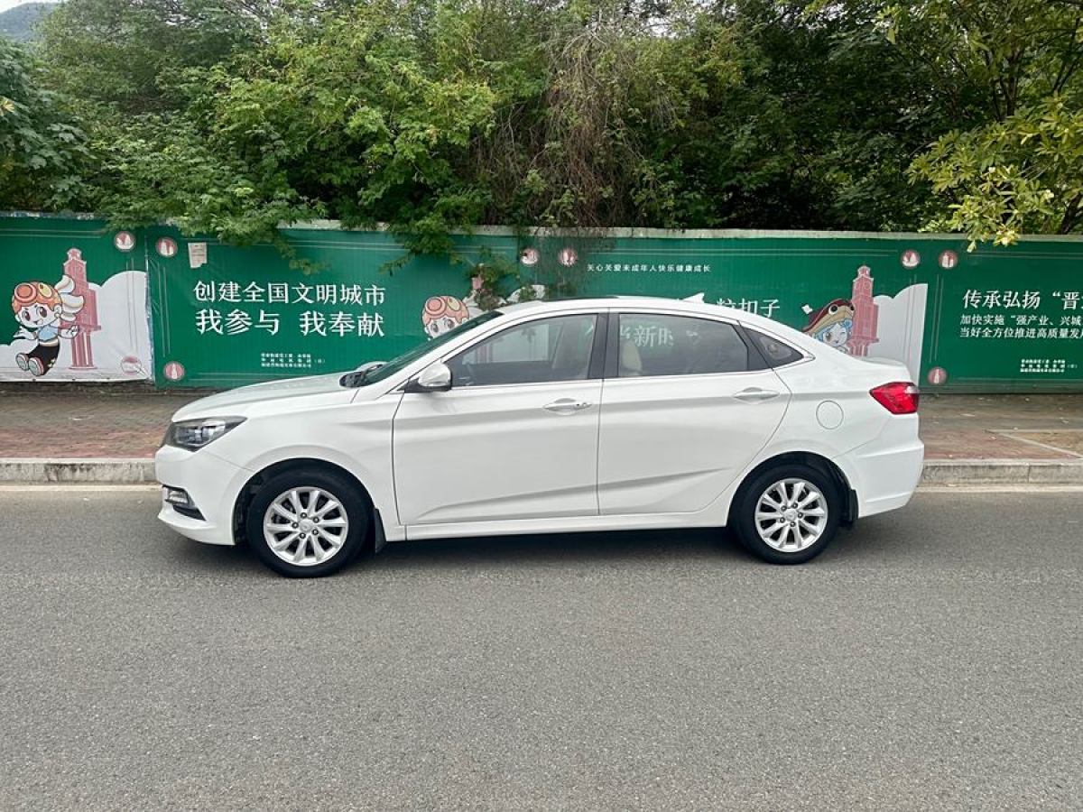 長(zhǎng)安 悅翔V7  2016款 1.6L 自動(dòng)樂(lè)享型 國(guó)V圖片