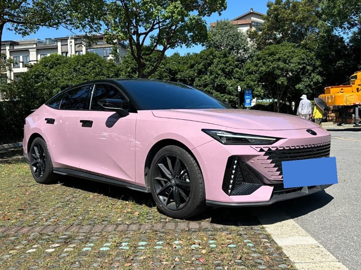 長(zhǎng)安 長(zhǎng)安UNI-V  2022款 1.5T 卓越型圖片