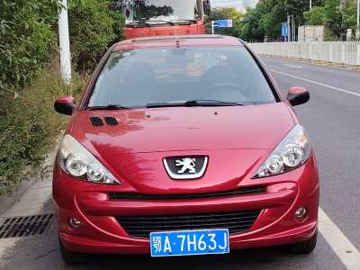 2011年10月 標(biāo)致 207 兩廂 1.6L 自動(dòng)品樂(lè)版圖片