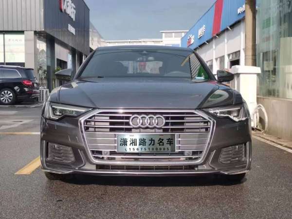 奥迪 奥迪A6L  2021款 45 TFSI 臻选致雅型