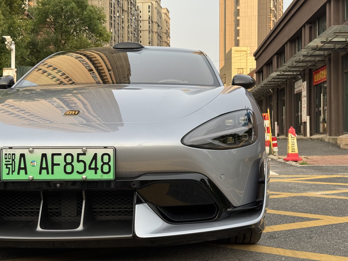 小米 小米SU7  2024款 700km 后驅(qū)標(biāo)準創(chuàng)始版圖片
