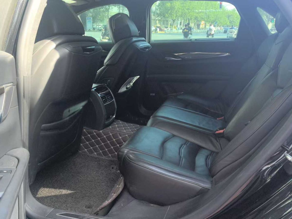 凱迪拉克 CT6  2017款 28T 鉑金版圖片