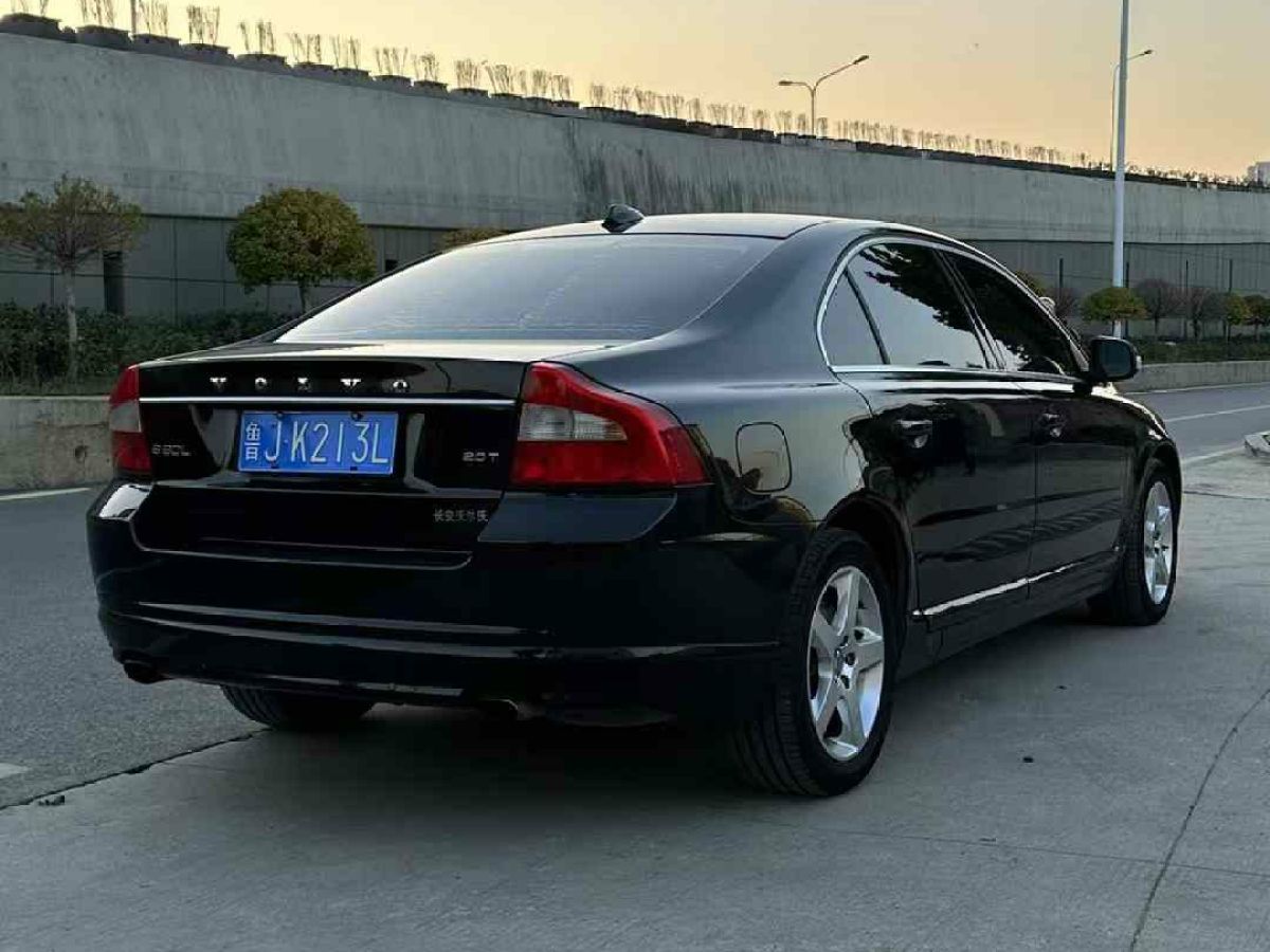 2012年1月沃爾沃 S80  2012款 S80L 2.0T T5 智雅版