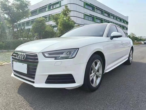 奥迪 奥迪A4L  2017款 40 TFSI 进取型