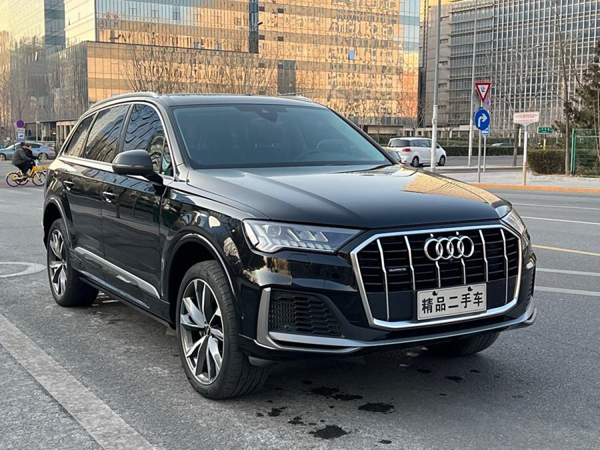 奧迪 奧迪Q7  2024款 55 TFSI quattro S line運動型圖片