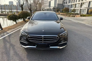 奔驰E级 奔驰 改款 E 300 L 时尚型