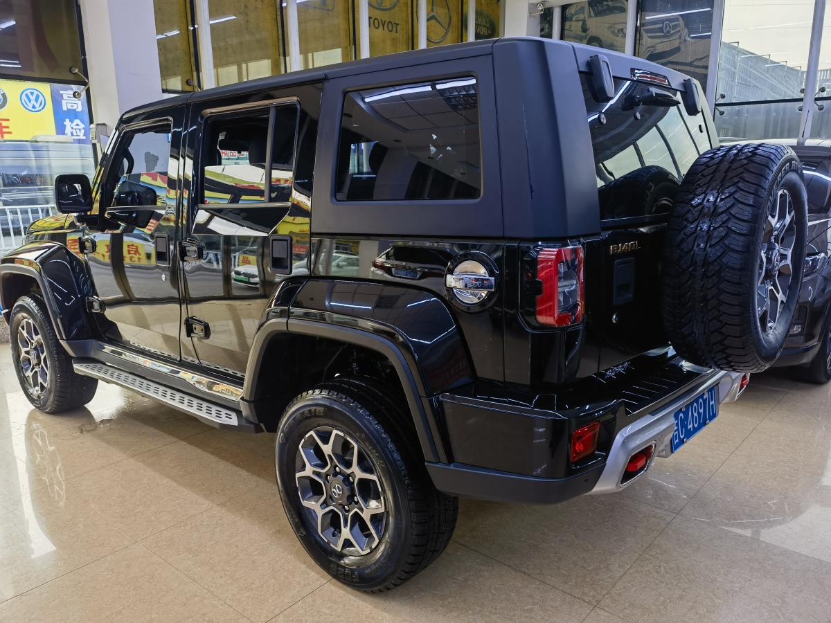 北京 BJ40  2019款  PLUS 2.3T 自動(dòng)四驅(qū)尊享版 國VI圖片