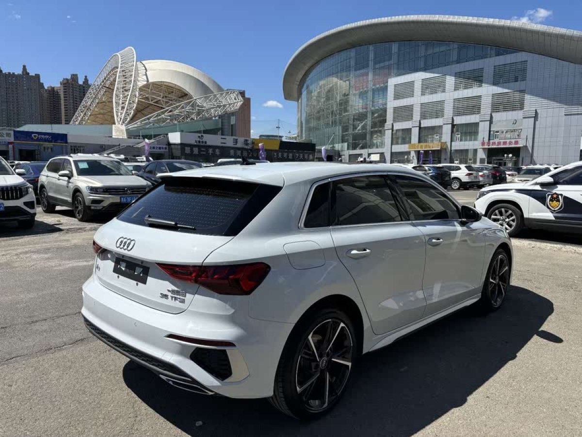 奧迪 奧迪A3  2022款 Sportback 35 TFSI 時尚運動型圖片