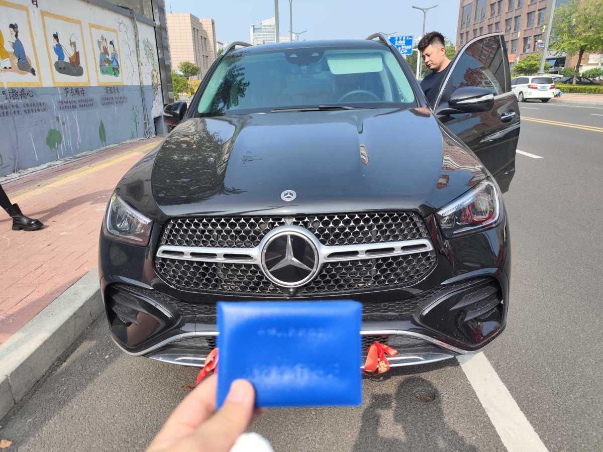 奔驰 奔驰GLE  2024款 GLE 350 4MATIC 时尚型图片