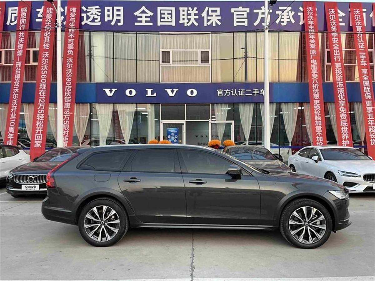 沃爾沃 V90  2023款 Cross Country B5 AWD 智遠(yuǎn)版圖片