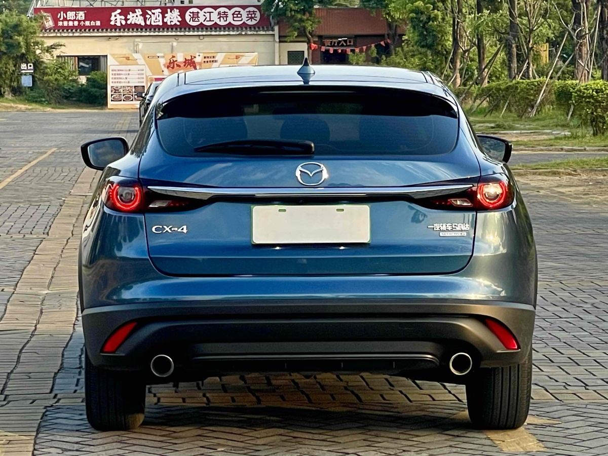 2020年7月馬自達 CX-4  2020款 2.0L 自動兩驅(qū)藍天青春版