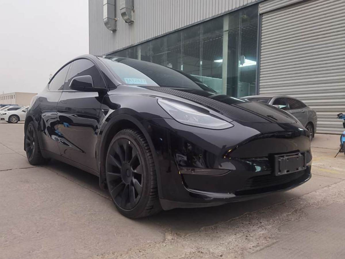 特斯拉 Model 3  2021款 改款 標(biāo)準(zhǔn)續(xù)航后驅(qū)升級(jí)版圖片