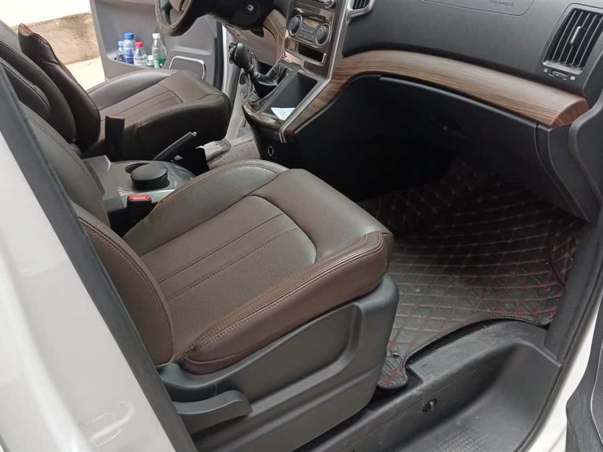 東風風行 菱智PLUS  2021款 2.0L 手動豪華型CNG 7座圖片