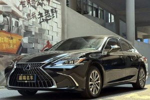 ES 雷克薩斯 200 卓越版