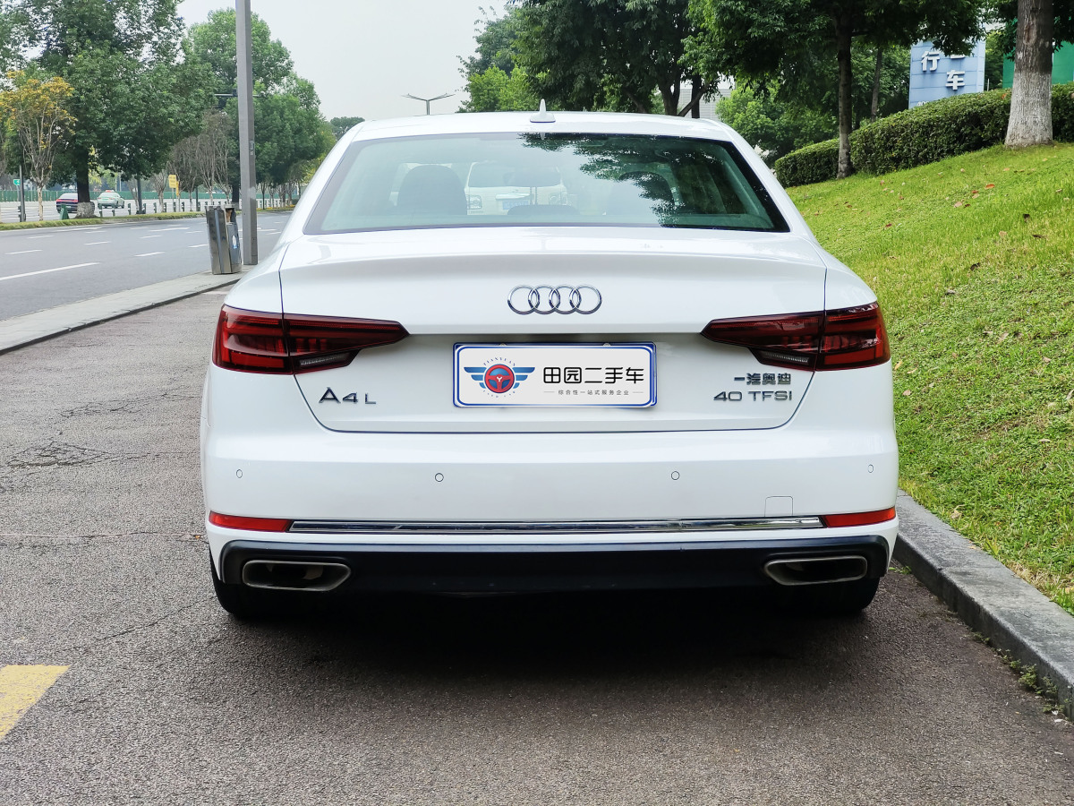 奧迪 奧迪A4L  2019款 40 TFSI 進(jìn)取型 國(guó)VI圖片