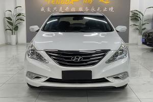 索纳塔 现代 2.0L 自动豪华版