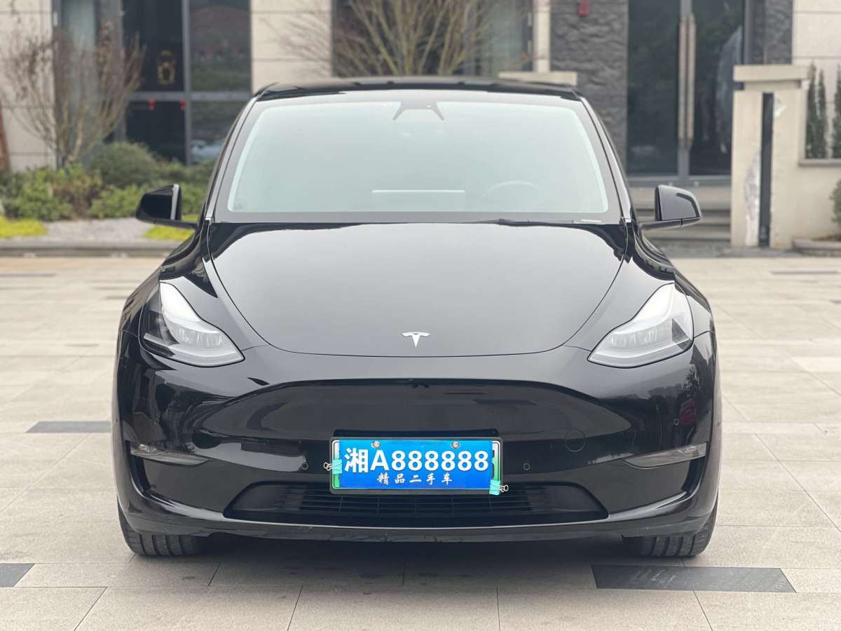 特斯拉 Model 3  2021款 改款 標(biāo)準(zhǔn)續(xù)航后驅(qū)升級(jí)版圖片