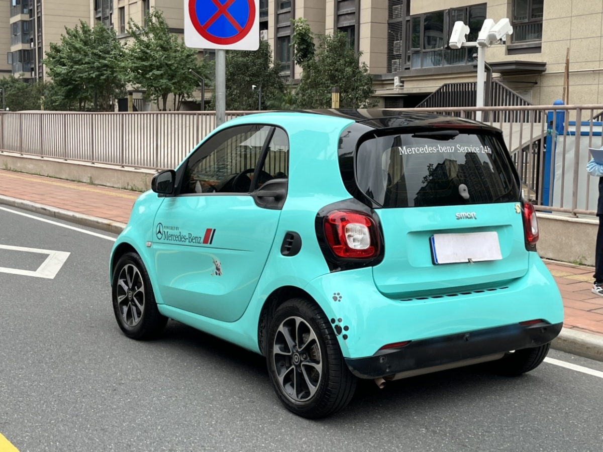 smart fortwo  2015款 1.0L 52千瓦硬頂靈動(dòng)版圖片