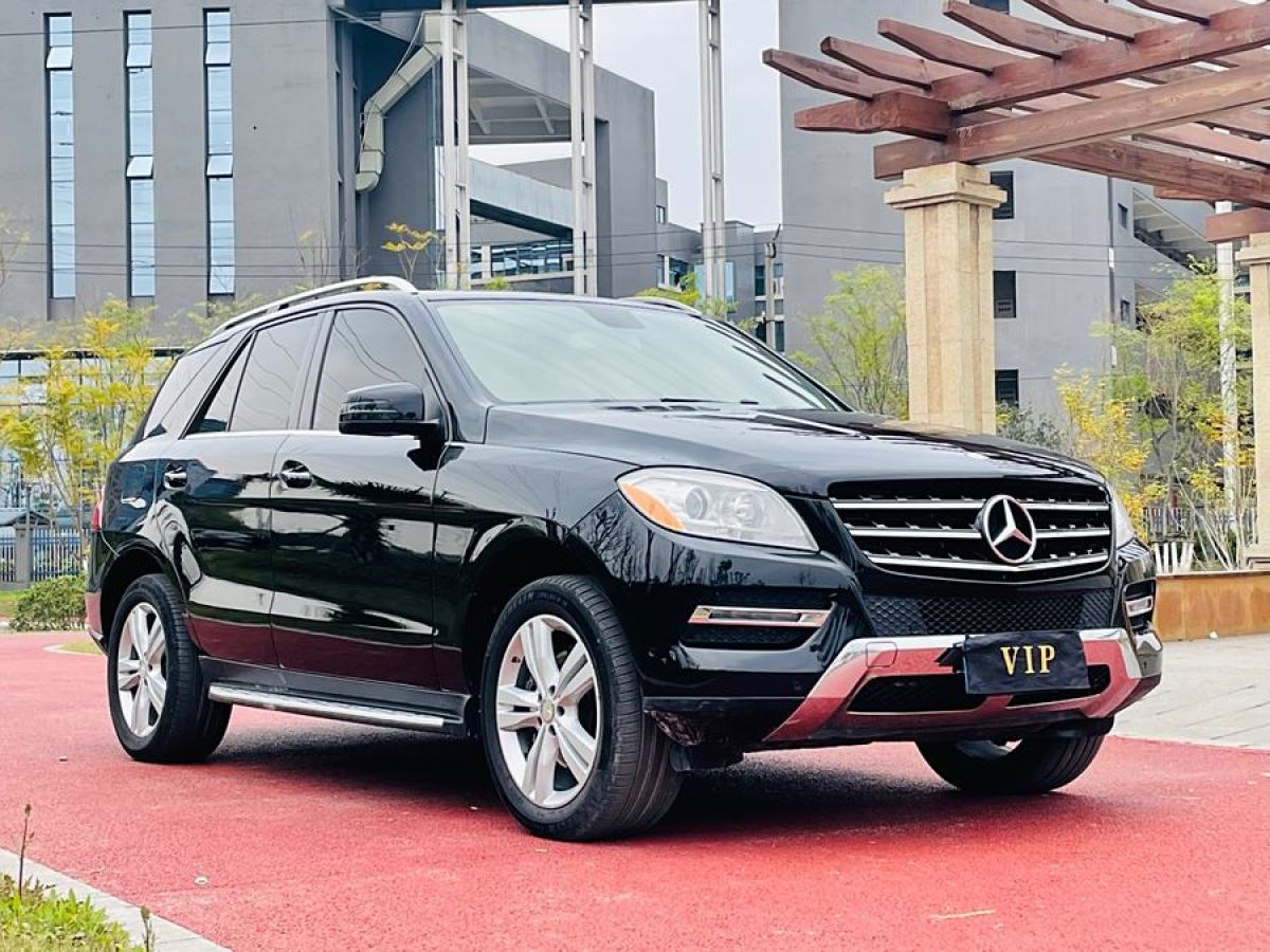 奔馳 奔馳M級(jí)  2014款 ML 350 CDI 4MATIC圖片