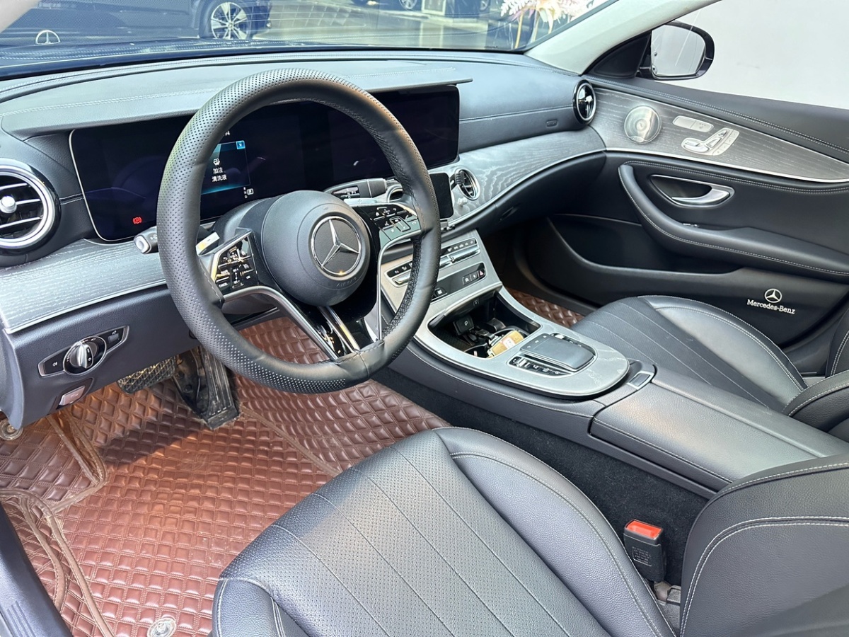奔馳 奔馳E級  2025款 E 300 L 豪華型圖片