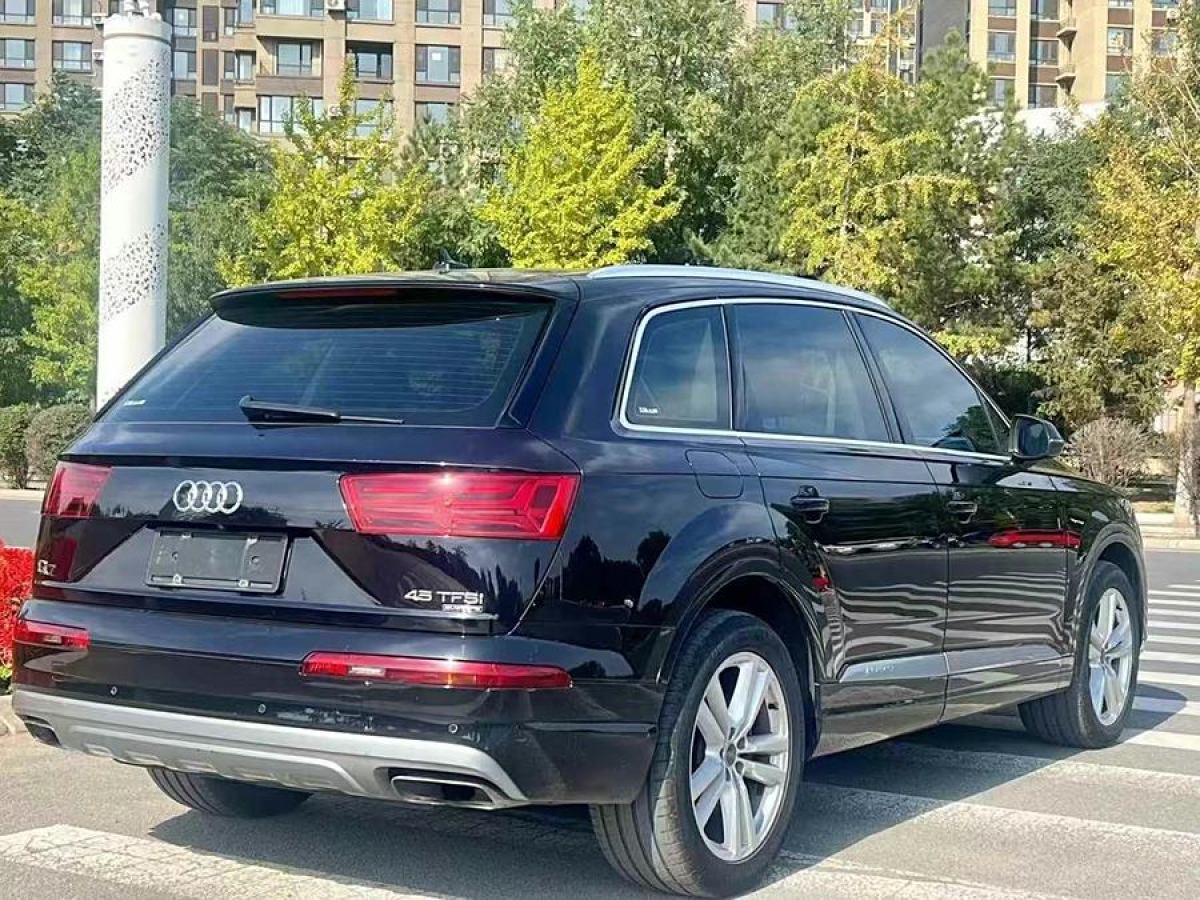 2016年6月奧迪 奧迪Q7  2016款 45 TFSI 技術(shù)型