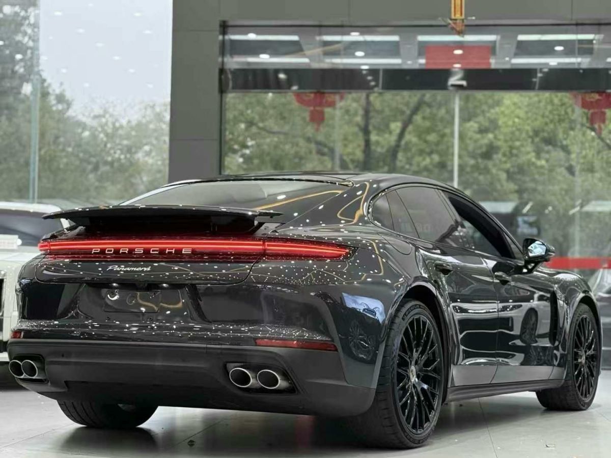 保時捷 911  2024款 Turbo 3.7T 50周年紀念版圖片