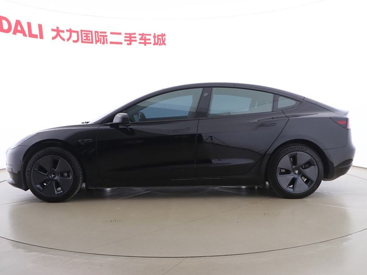 特斯拉 Model Y  2023款 后輪驅(qū)動(dòng)版圖片