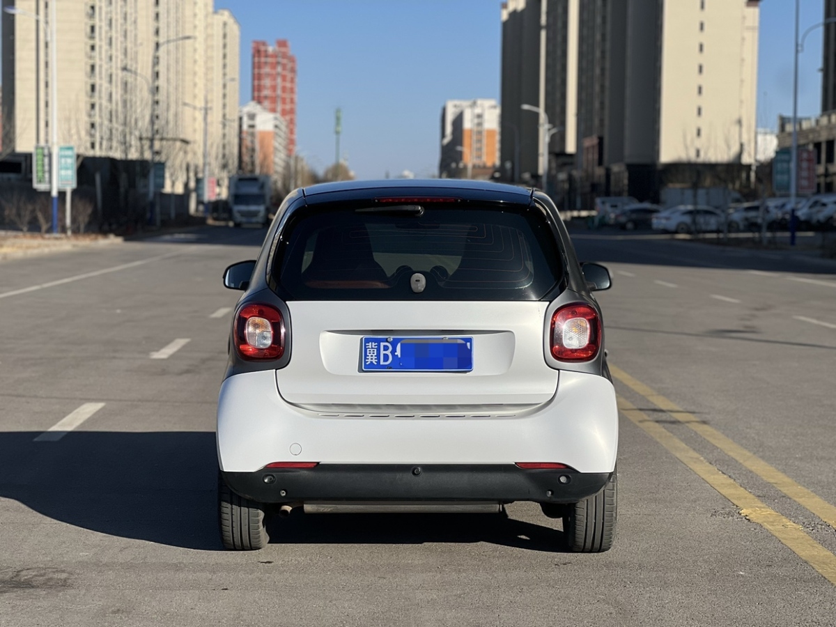 smart fortwo  2011款 1.0 MHD 硬頂激情版圖片