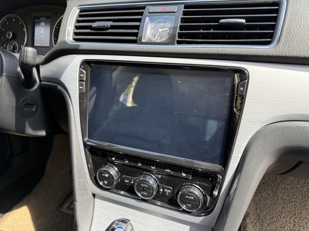 大眾 帕薩特  2014款 1.8TSI DSG御尊版圖片