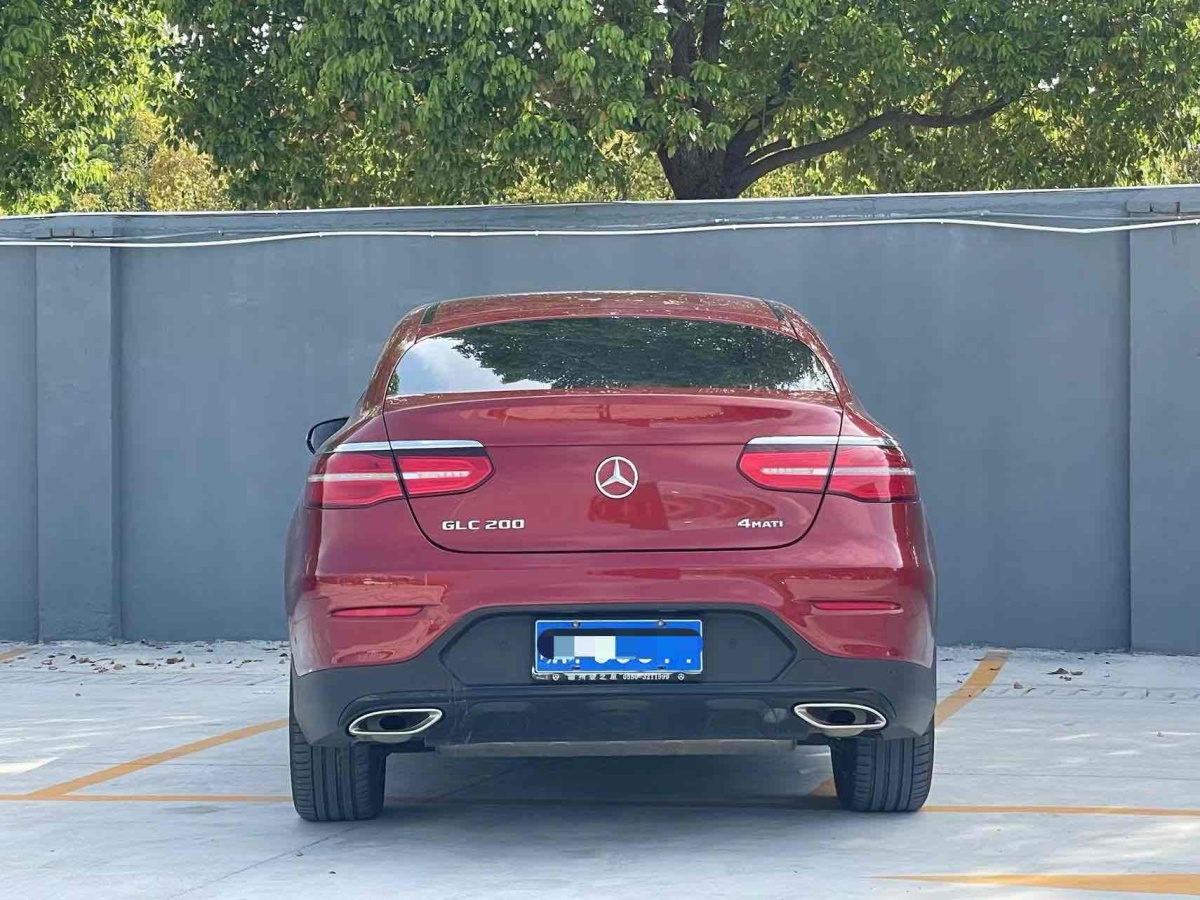 奔驰 奔驰GLC  2023款 GLC 300 4MATIC 轿跑SUV图片