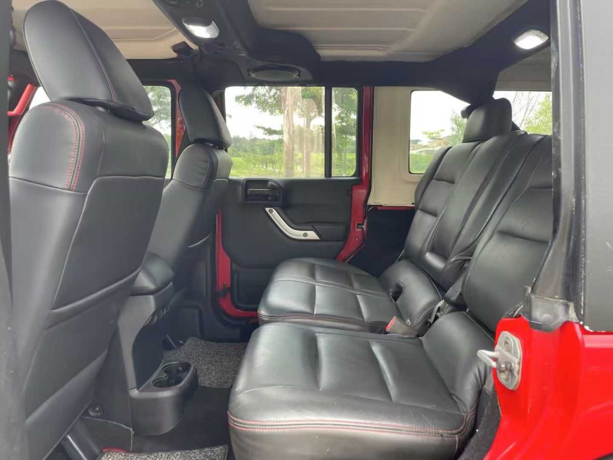 Jeep 牧馬人  2011款 3.8L Rubicon 兩門版圖片
