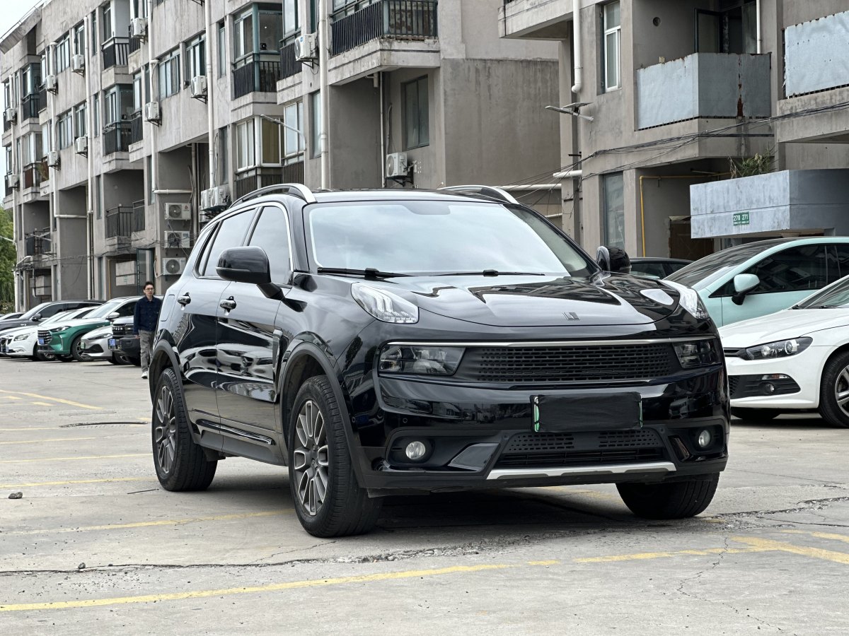 領(lǐng)克 領(lǐng)克01新能源  2019款 1.5T PHEV Plus圖片