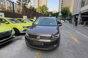 途觀 大眾 1.8TSI 自動四驅(qū)風(fēng)尚版
