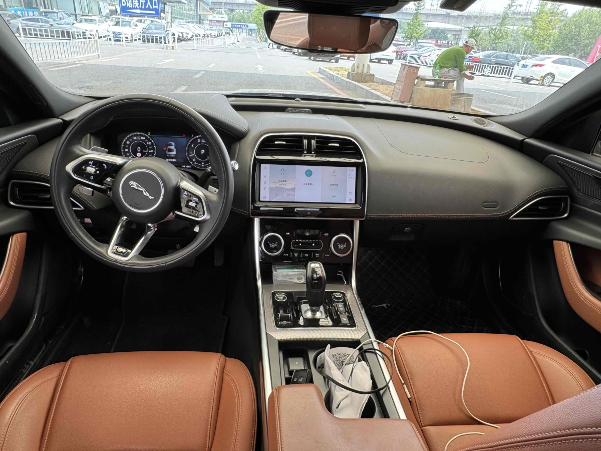 捷豹 XEL  2021款 2.0T 250PS R-DYNAMIC HSE豪華運動版圖片